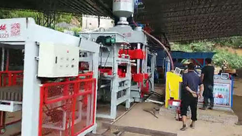 靜壓磚機固廢制磚